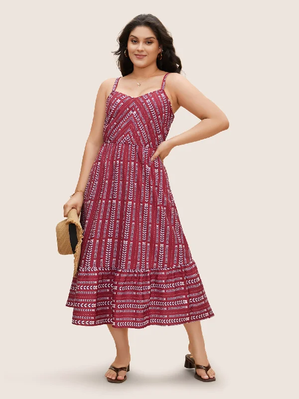 Plus size dresses featuring geometric prints are trendy -Dressy plus size dresses for family gatherings -Bandana Striped Ruffle Hem Cami Dress