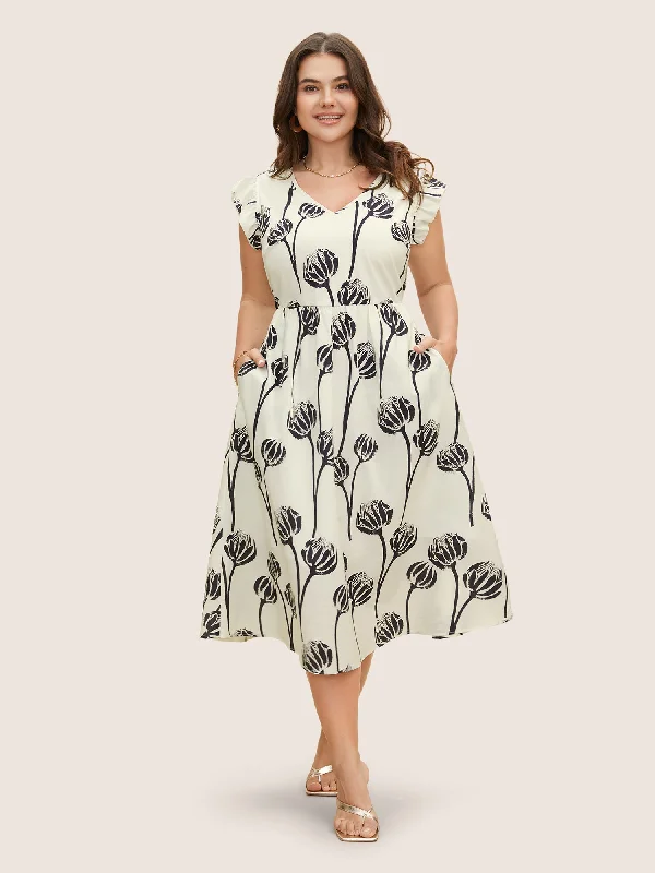 Plus size dresses for fancy nights shine bright -Plus size dresses with flattering fit and flare -V Neck Floral Print Ruffle Cap Sleeve Dress