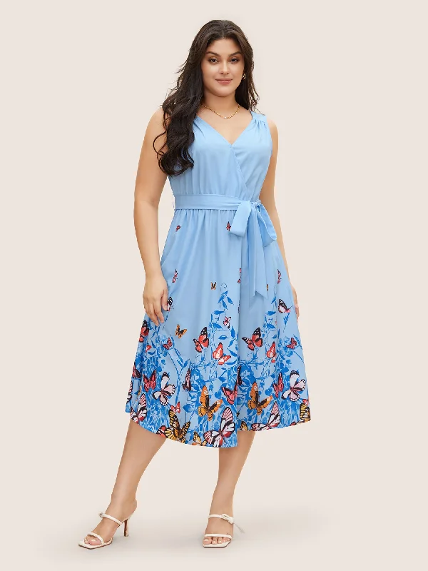 Plus size dresses with timeless cuts suit all -Plus size dresses with pleated skirts for a feminine look -Butterfly Print Wrap Gathered Tank Dress