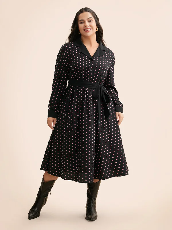 Plus size dresses with soft linings pamper skin -Plus size dresses with pleats for texture and movement -Polka Dot Suit Collar Belted Dress