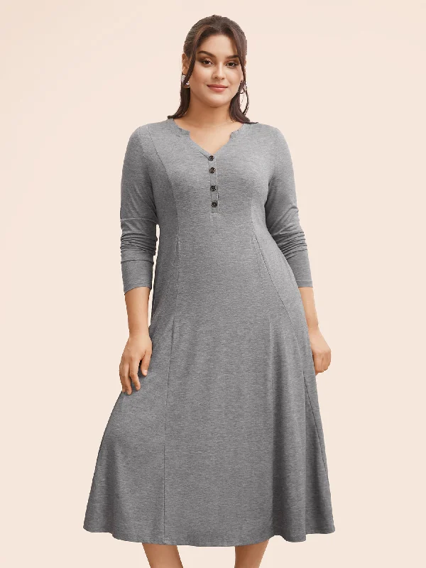 Plus size dresses for celebrations shine with style -Plus size dresses with a structured fit for added confidence -Notched Solid Heather Midi Dress