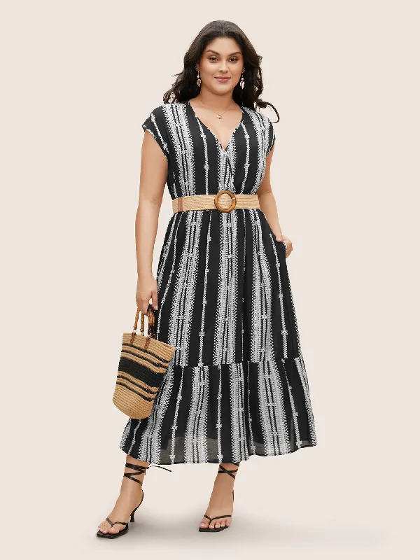 Plus size dresses featuring lace details feel romantic -Plus size dresses for formal occasions -V Neck Striped Batwing Sleeve Ruffle Hem Dress