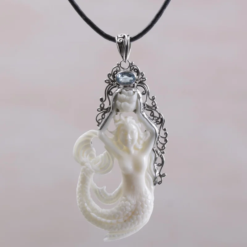 Best necklaces and pendants with sterling silver for an affordable yet stylish choice-Mermaid Fantasy Leather Pendant Necklace