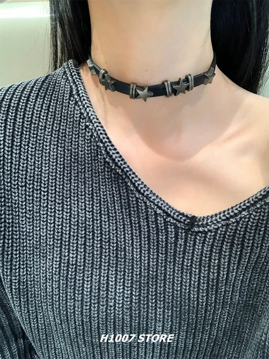 Necklaces and pendants with geometric pendants for a clean, contemporary design-Leather Star Choker