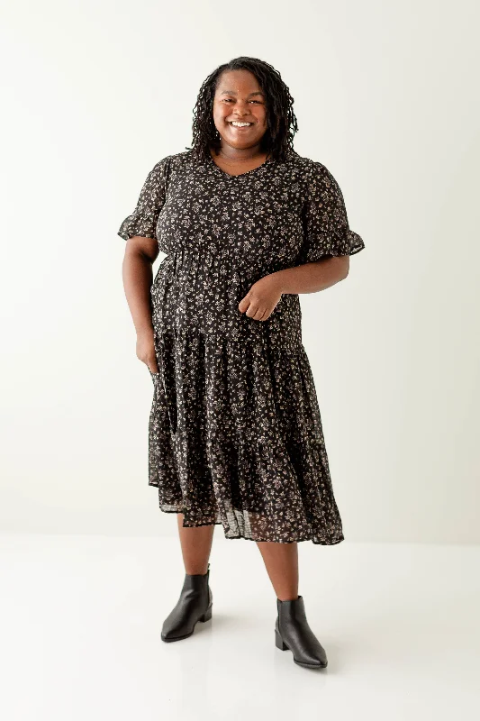 Plus size dresses with playful details add charm -Plus size dresses with empire waistline -Plus 'Mary' Ditsy Floral Textured Midi Dress in Black