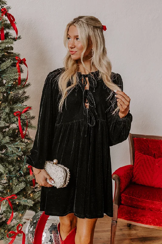 Plus size dresses for special occasions dazzle effortlessly -Plus size dresses with faux leather details for an edgy vibe -Chic Lifestyle Front Tie Velvet Mini Dress in Black