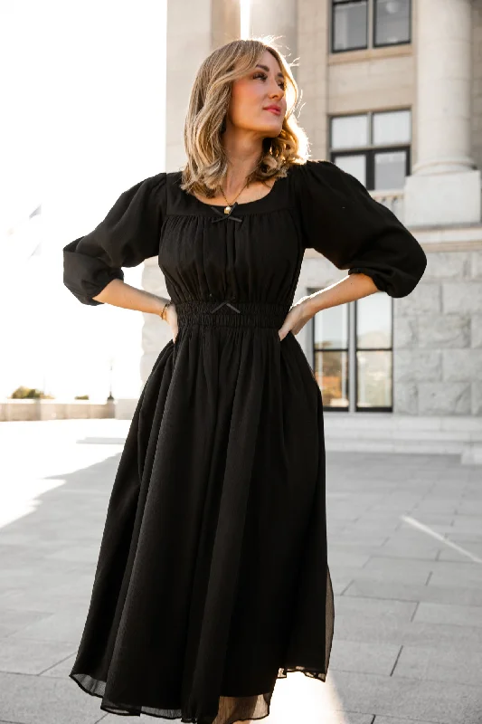 Plus size dresses with classic designs never fade -Plus size dresses with wrap-style for a flattering fit -Do-Re-Mi Dress in Black - FINAL SALE