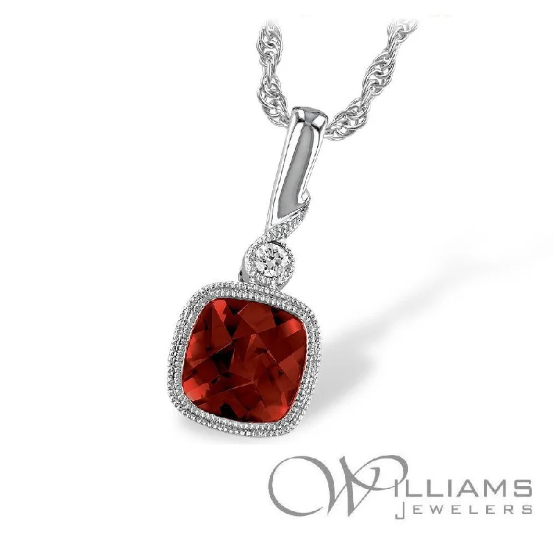 Necklaces and pendants with ocean-inspired designs for a refreshing, beachy feel-Williams Signature 14 Karat Garnet Necklace