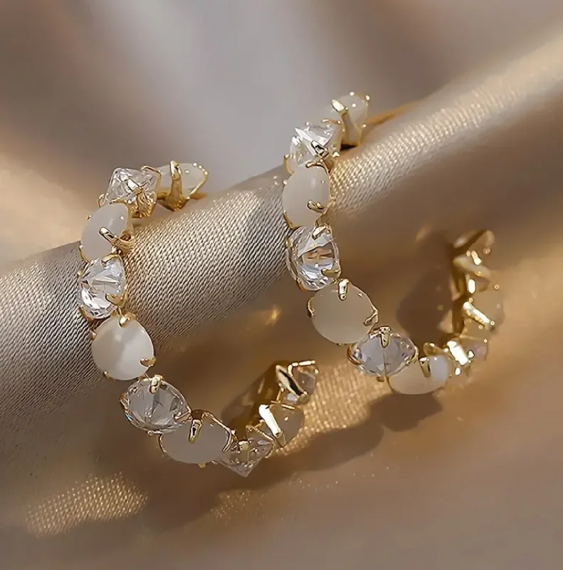 Drop Earrings with Crown Designs -Rhinestone 18K Gold Earrings