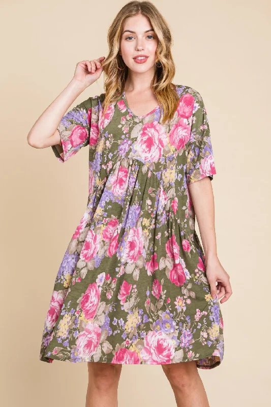 Plus size dresses featuring satin finishes feel smooth -Plus size dresses for cocktail parties -BOMBOM Flower Print V-Neck Ruched Dress