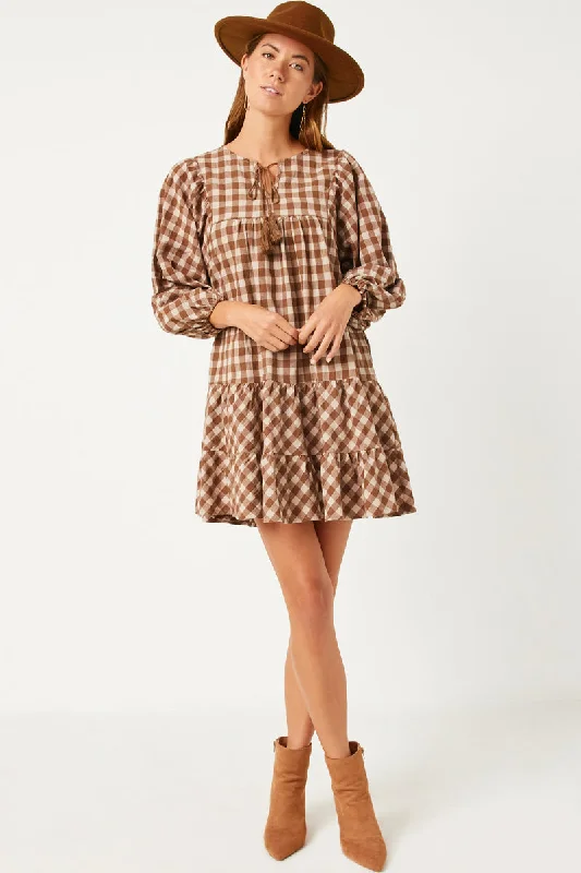 Plus size dresses for long days support fully -Plus size dresses for curvy body types -Puff Sleeve Tie Neck Gingham Dress