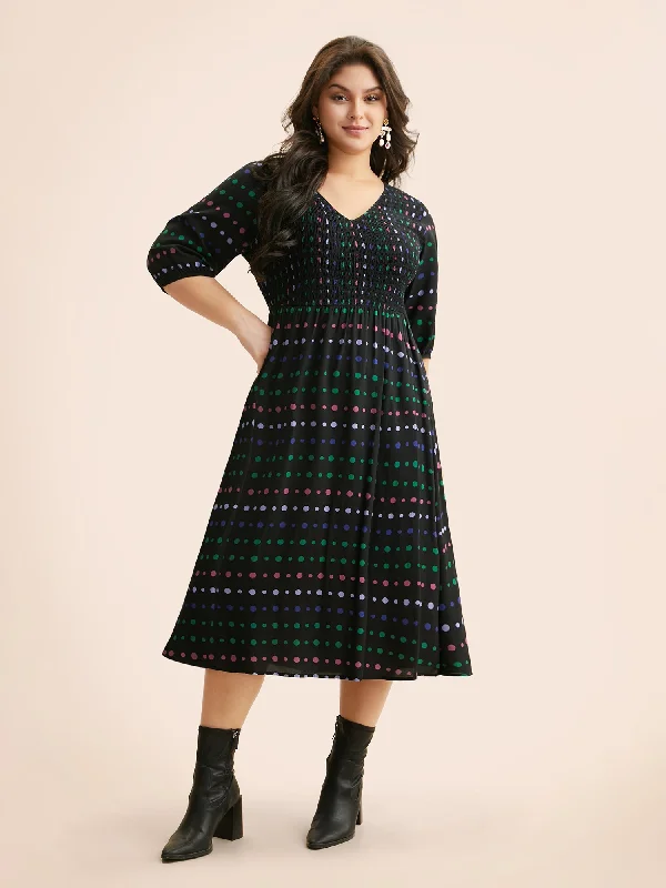 Plus size dresses for office wear stay sharp -Plus size dresses with pleated details for texture -Polka Dot Shirred Lantern Sleeve Dress