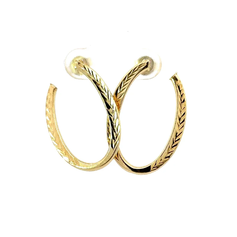 Hoop earrings with enamel stripes for a colorful and eye-catching design-Gold Oval Engraved Hoop Earrings