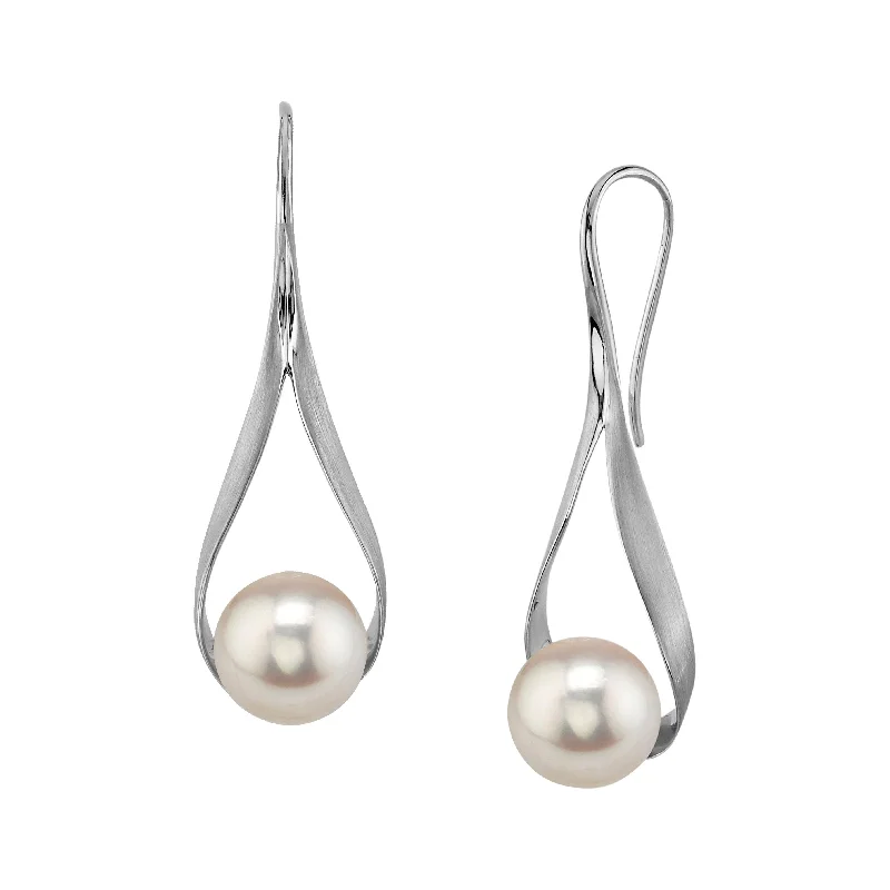 Best hoop earrings with snake-inspired designs for an edgy and fierce vibe-Japanese Akoya Pearl Ceres Dangle Earrings